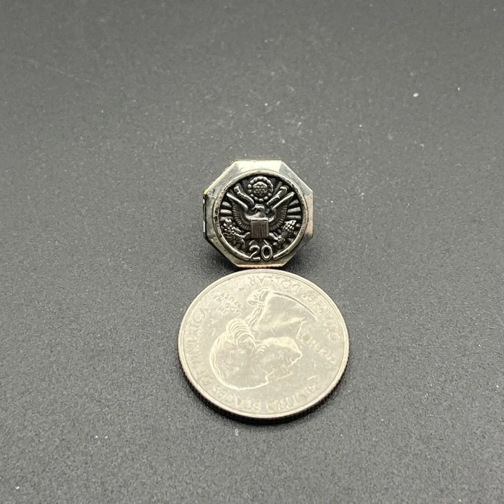 Federal Government Civil Service‎ 20 Years Lapel Hat Pin